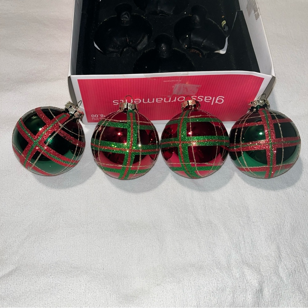 Vintage Festive Red and Green plaid Holiday Ornaments - Picture 4 of 10